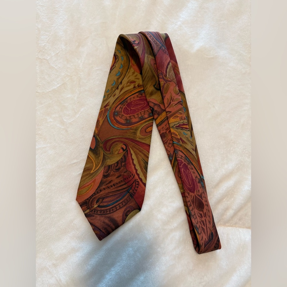 John Henry 100% Silk Tie Brown and Rust.